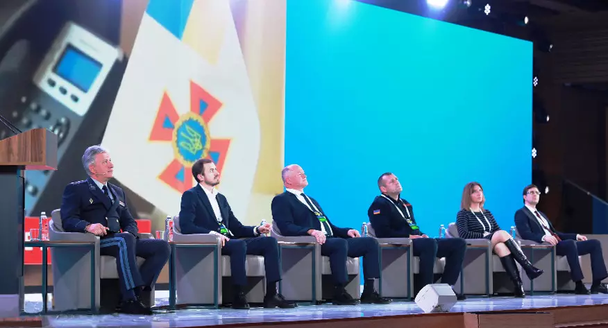 2021-11-4-m.jpg